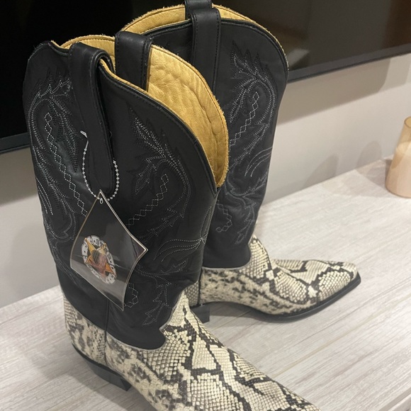 Star Boots. 100% Authentic Mens Natural Python Belly Cut! Size 10. - Picture 2 of 9